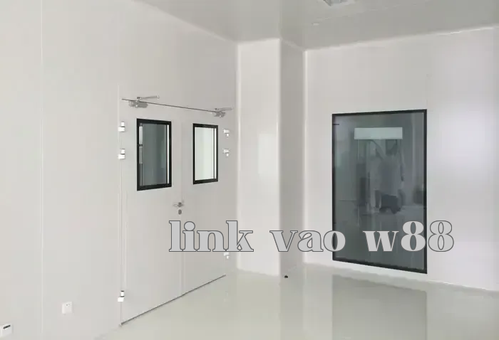 Trang trí phòng sạch siêu tinh khiết cho phòng thí nghiệm vật liệu bán dẫn cấp 10.000